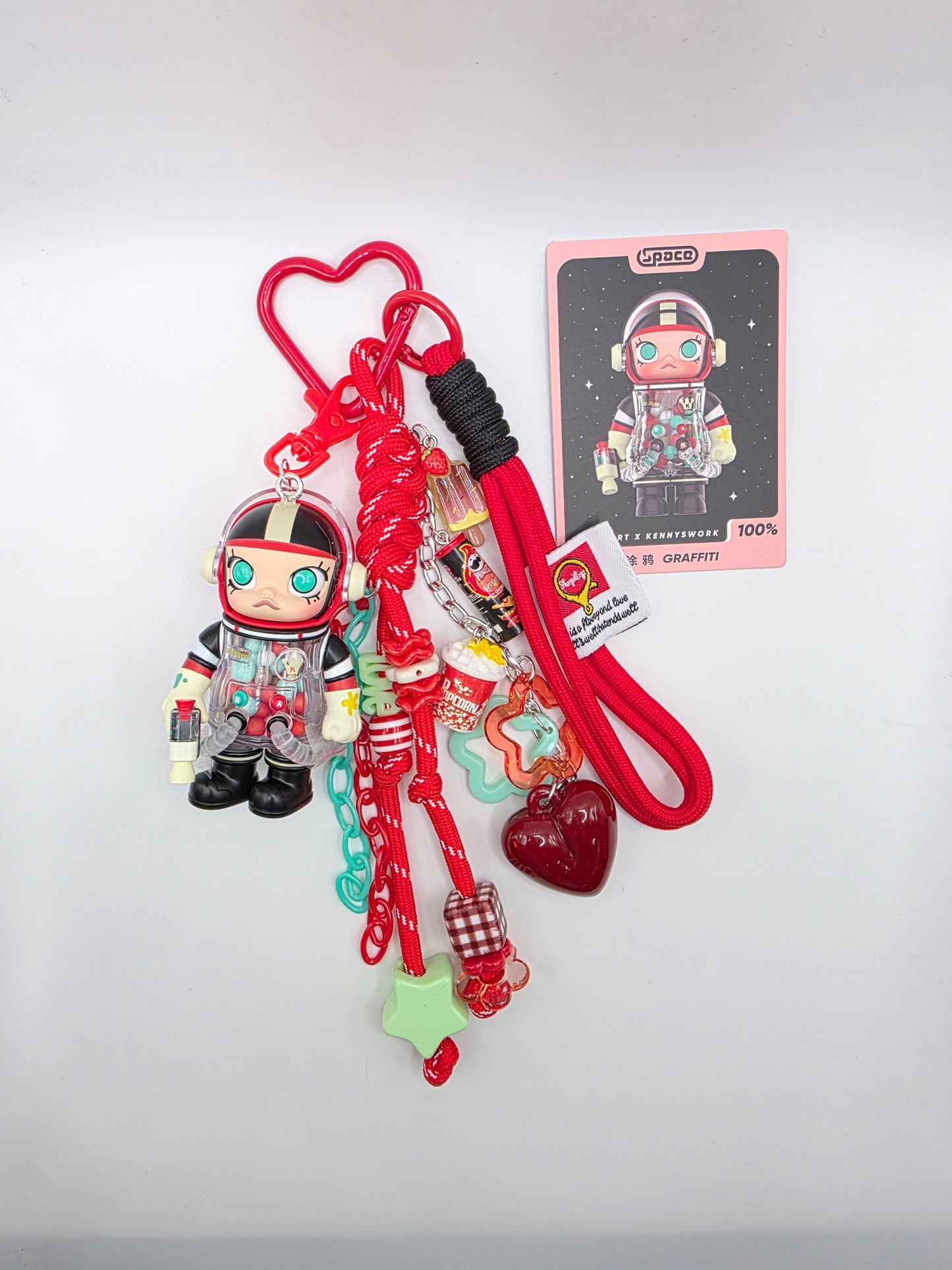 Space Molly - Graffiti